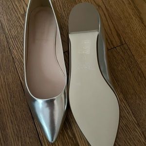 NEW in box J.Crew 
Viv Metallic Flats in Metallic 8.5